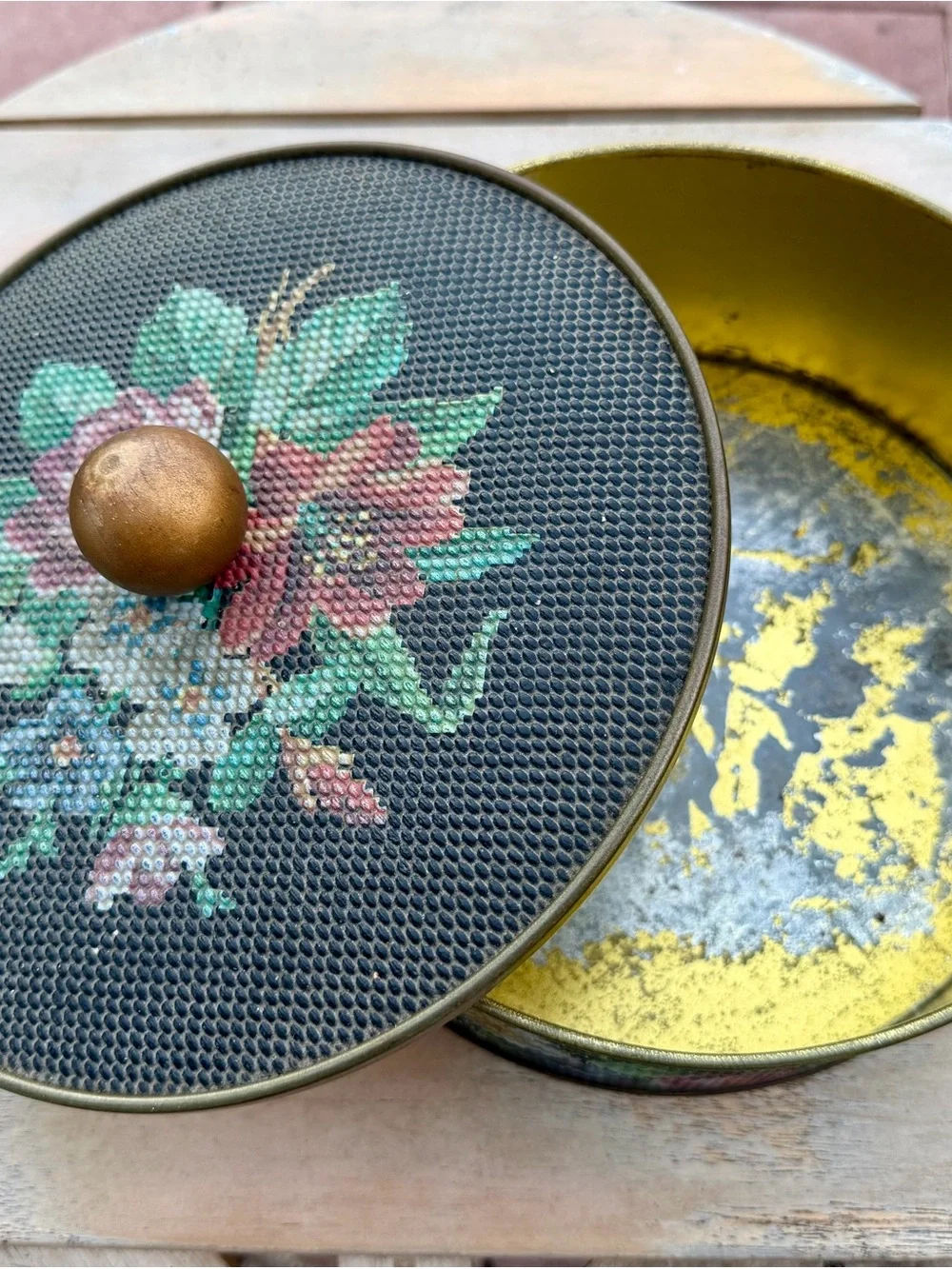 Embroidered Floral Round Storage Tin - Black & Pink